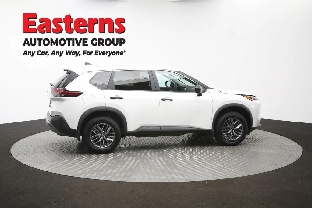 Used 2023 White Nissan S image 45