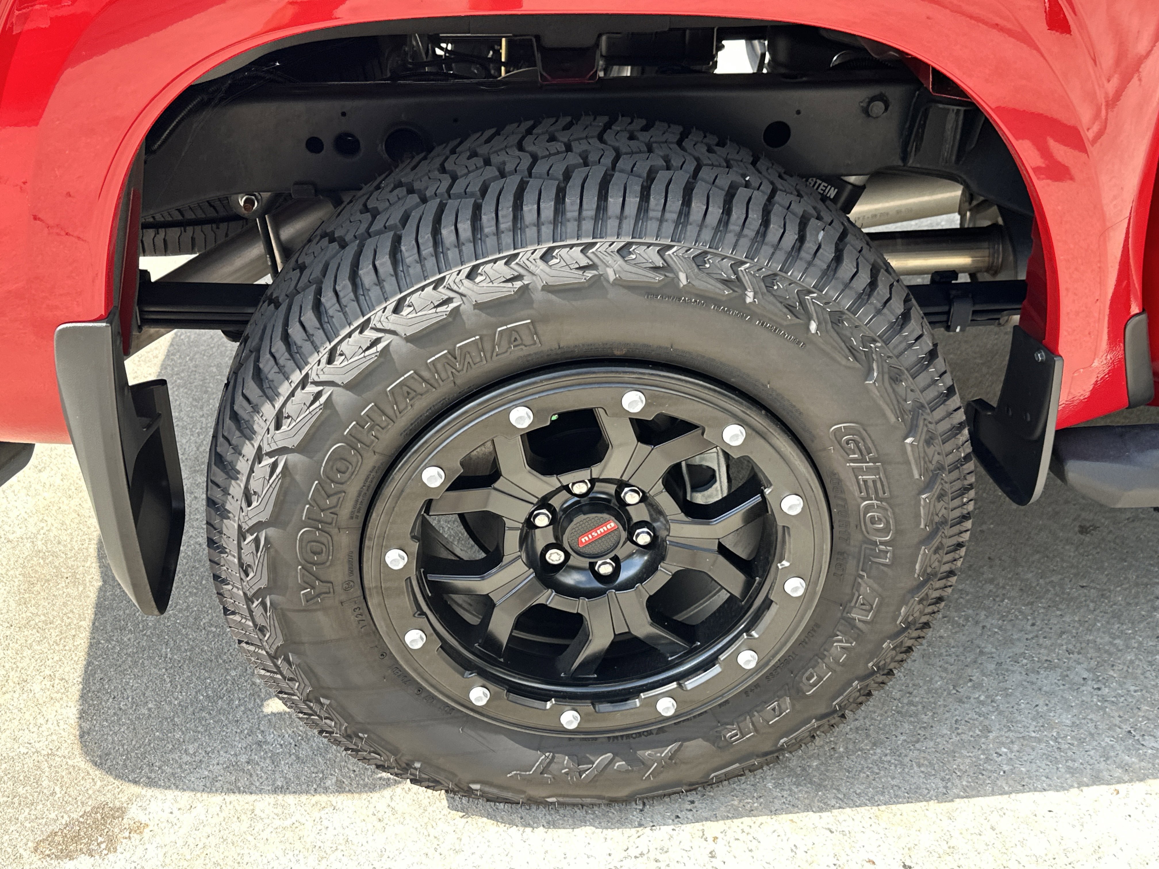2025 Nissan Frontier SV - Photo 18
