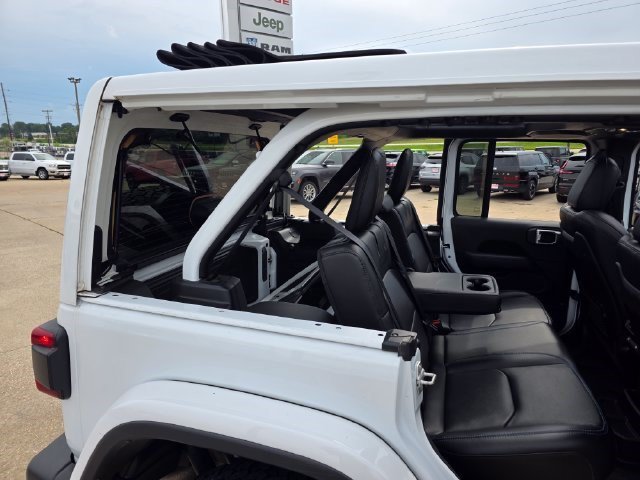 Certified Used 2023 Bright White Clearcoat Jeep Rubicon image 10