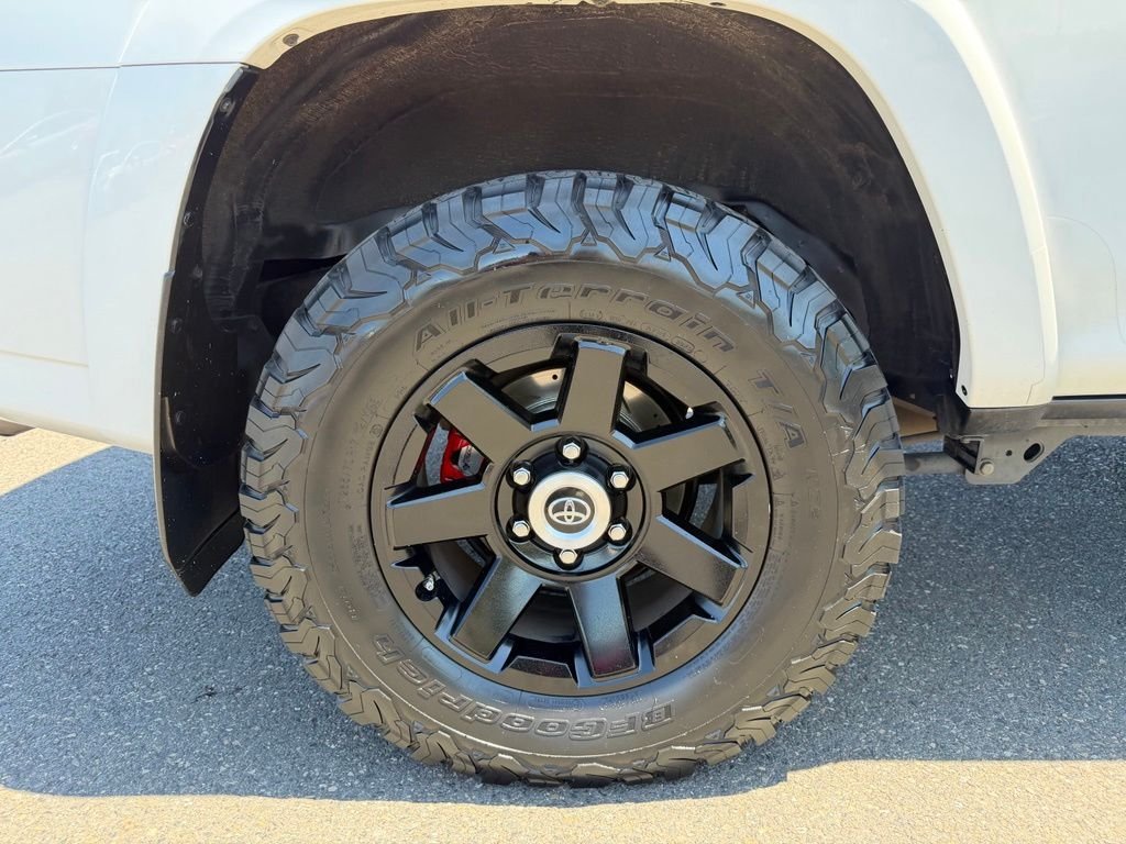 Used 2020 Super White Toyota TRD Off-Road Premium image 9