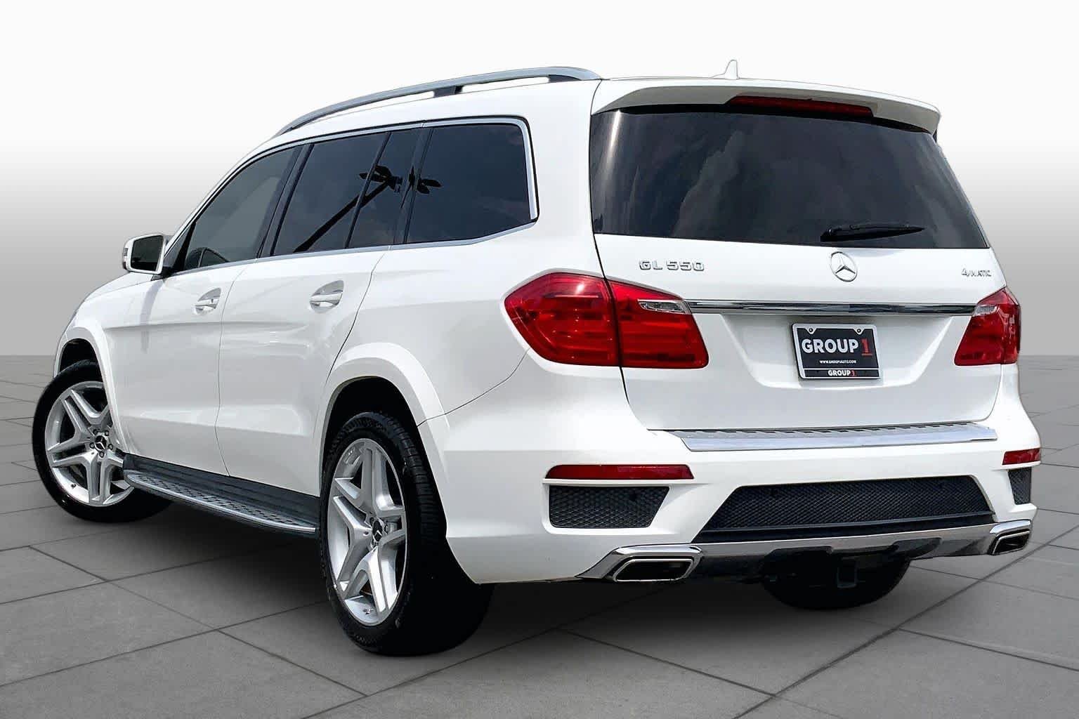 Used 2014 Polar White Mercedes-Benz GL 550 image 12