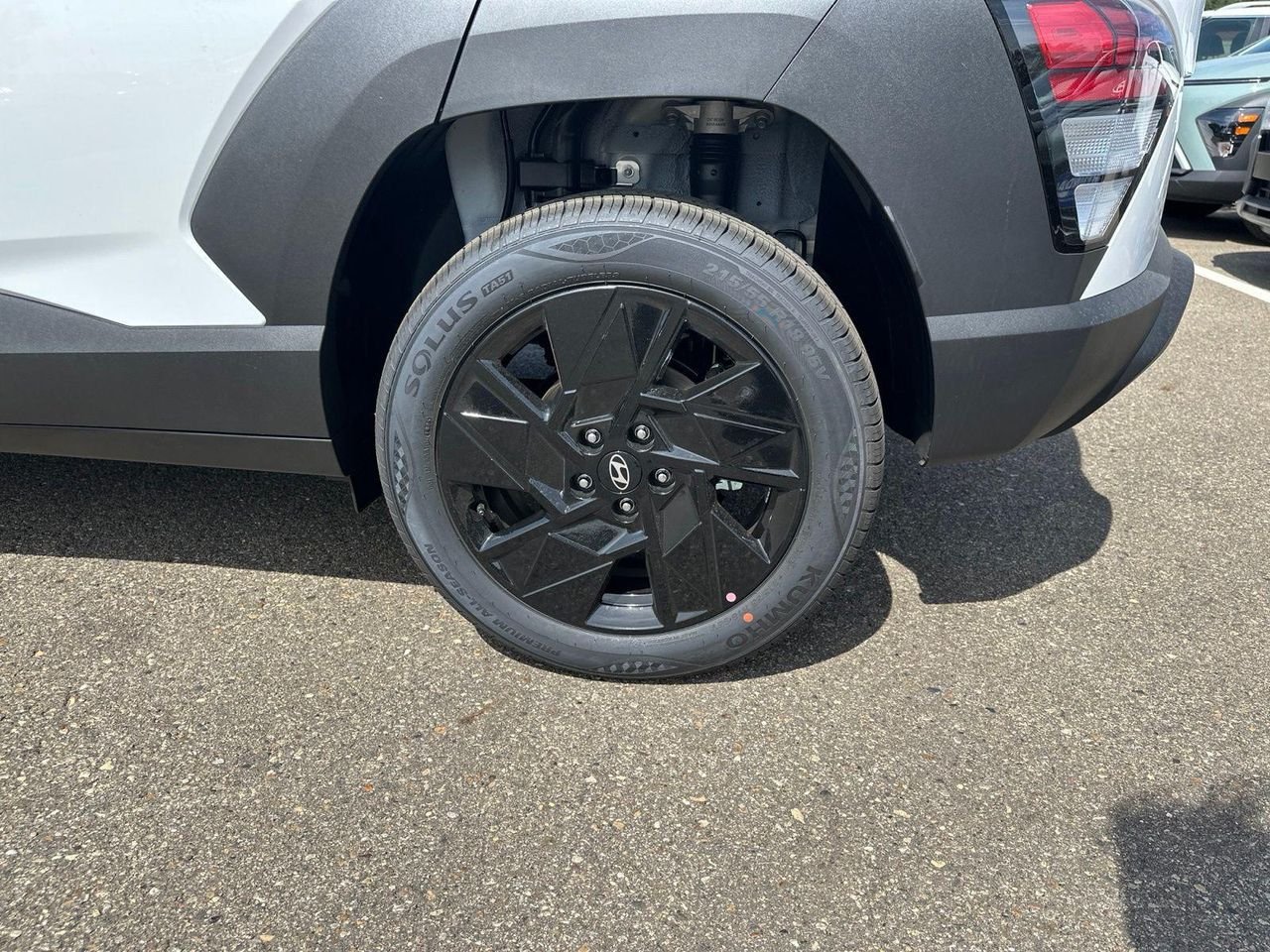 New 2027 White Hyundai SEL Sport AWD image 7