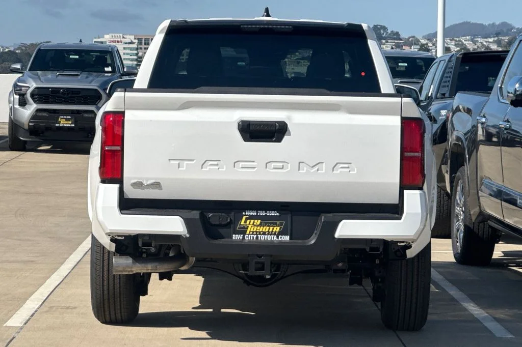 New 2026 Ice Cap Toyota  SR5 image 5