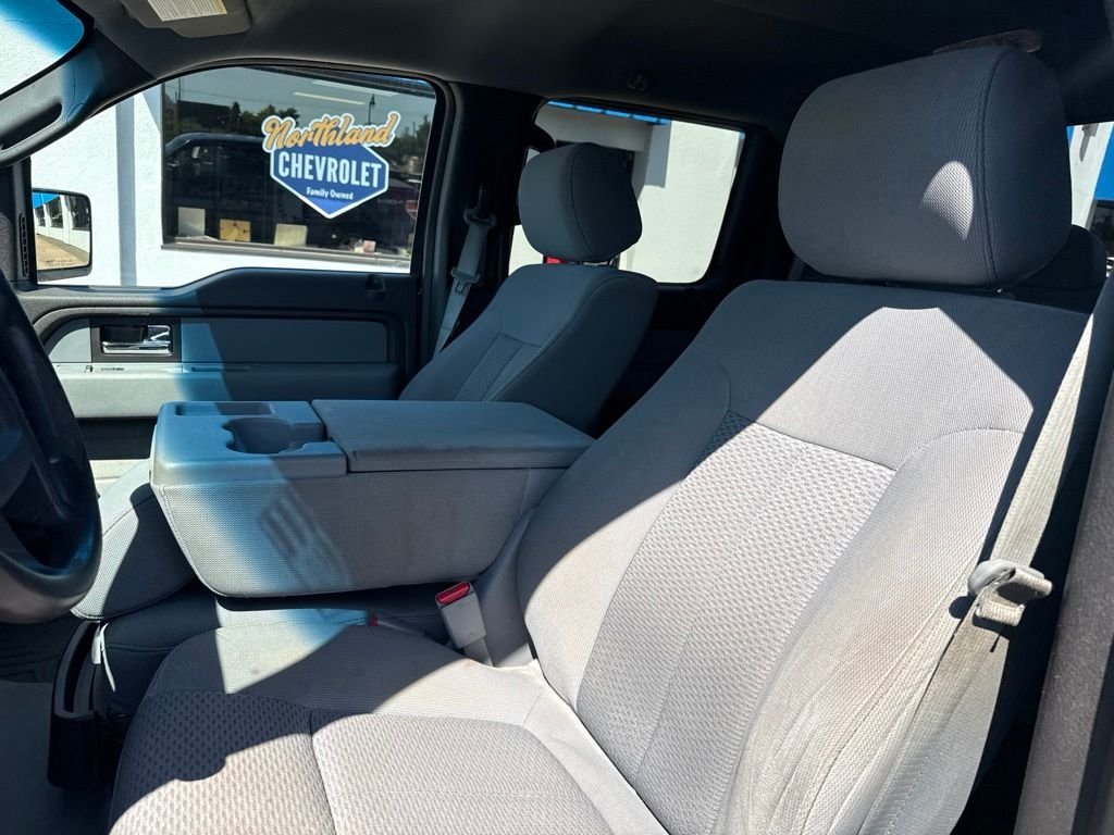 Used 2013 Blue Ford XLT image 34