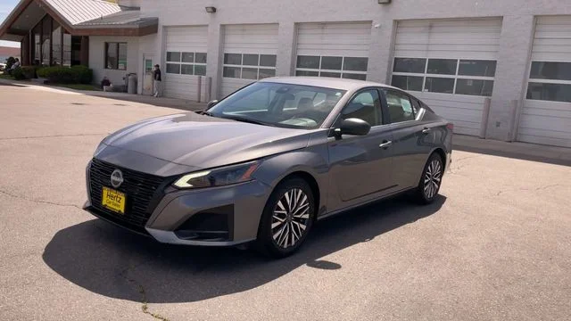 Used 2026 Gray Nissan 2.5 SV image 5