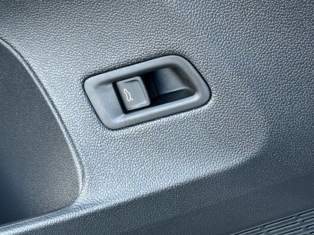 New 2026 Pure Gray Volkswagen 2.0T SEL Premium R-Line image 24