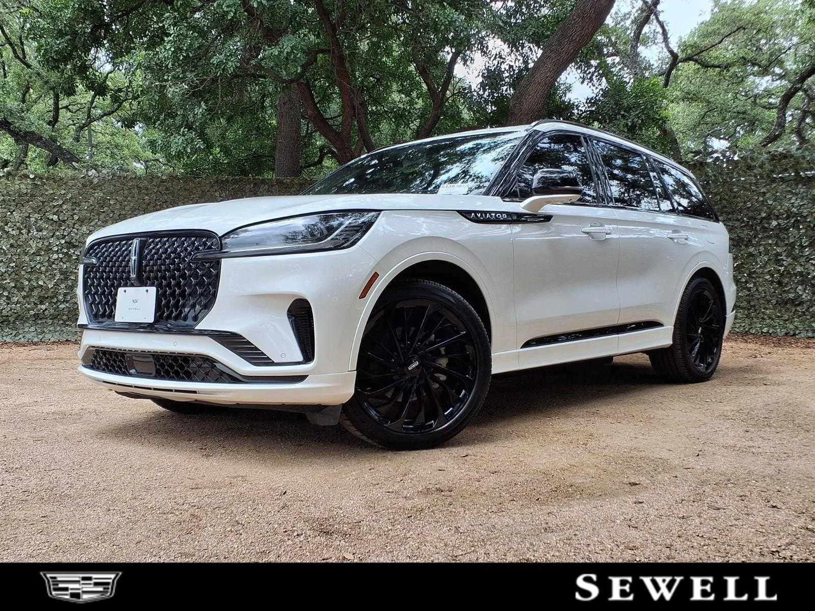 2025 Lincoln Aviator Reserve RWD's photo