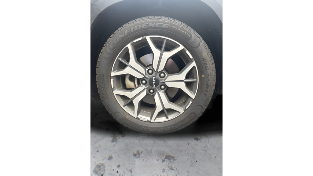2022 Kia Seltos EX - Photo 16