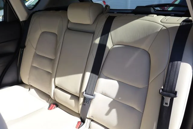 Used 2018 Red Crystal Mazda Touring image 7