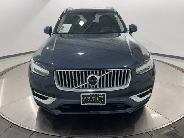 Certified Used 2022 Denim Blue Metallic Volvo T6 Inscription image 8