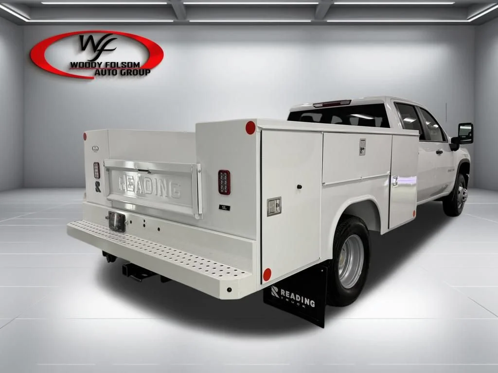 New 2026 Summit White Chevrolet Work Truck image 6