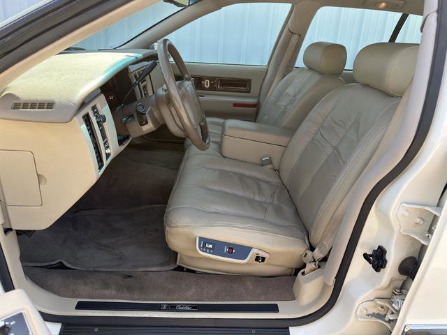 Used 1996 Cotillion White Cadillac 4DR SDN image 12