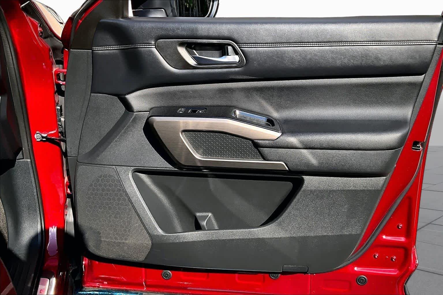 2023 Nissan Pathfinder Platinum - Photo 46