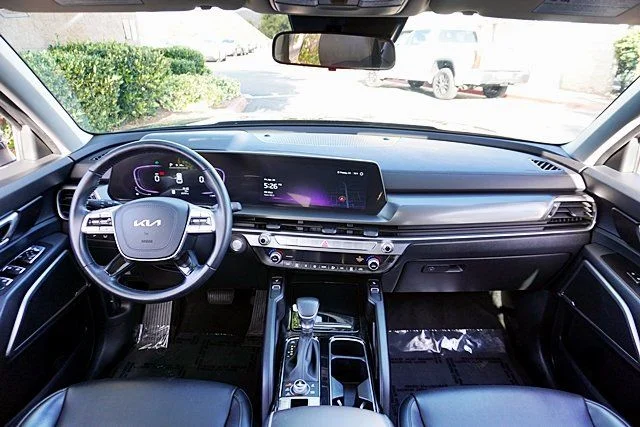 Used 2025 Gray Kia S image 18