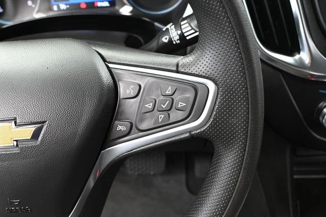 Used 2022 Silver Chevrolet LT image 28