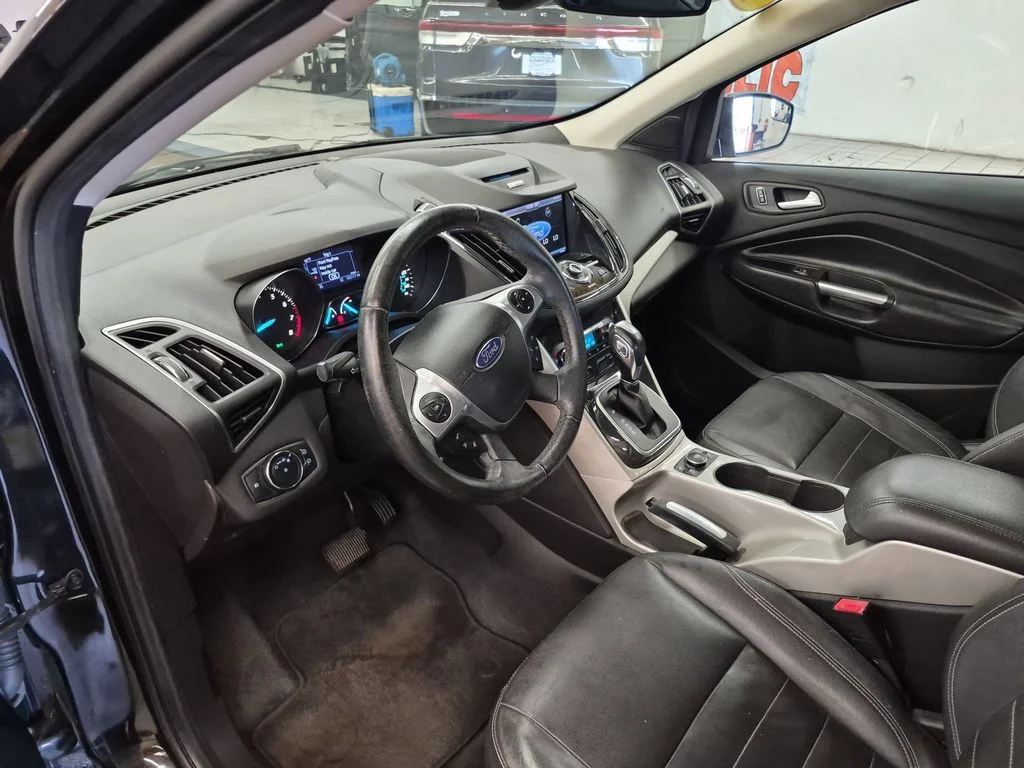 Used 2013 Tuxedo Black Ford SEL image 11