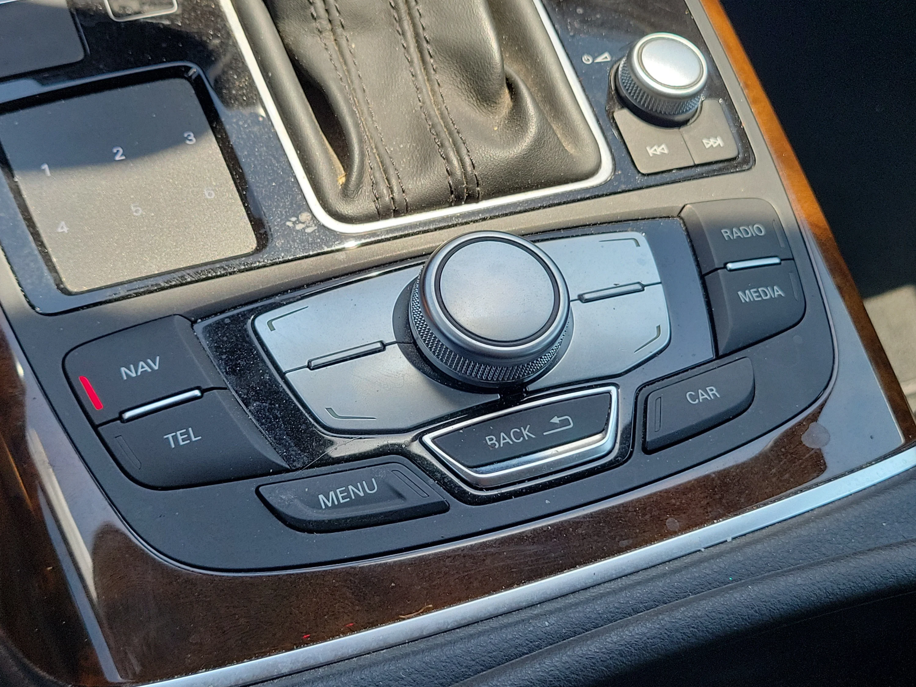 Used 2016  Audi 3.0T Prestige image 32