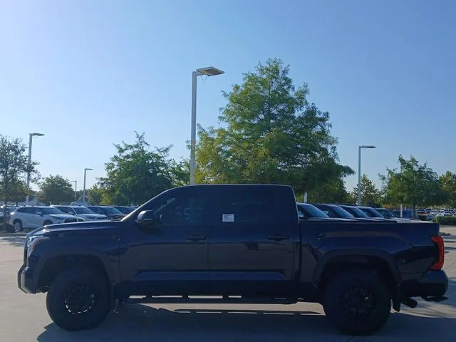 2026 Toyota Tundra SR5 - Photo 7