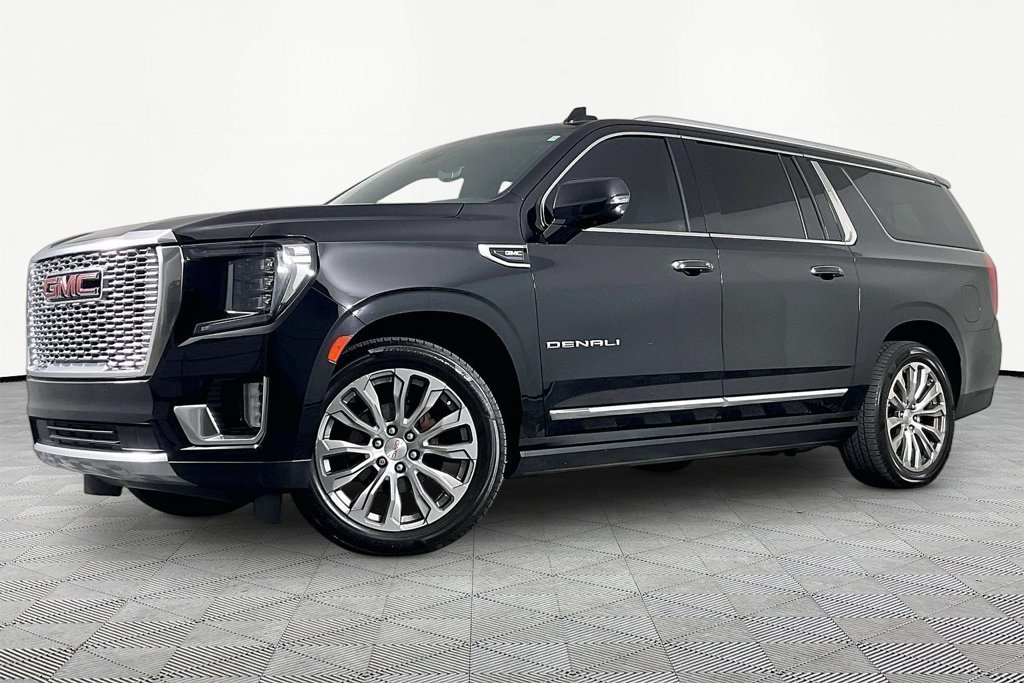 Used 2022 Black GMC Denali image 1