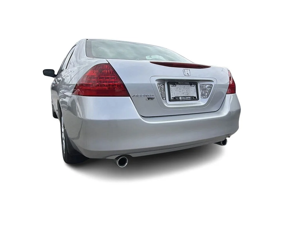 Used 2006 Alabaster Silver Metallic Honda Sedan EX V6 at Dilawri Certified   Local BC   Regu image 11