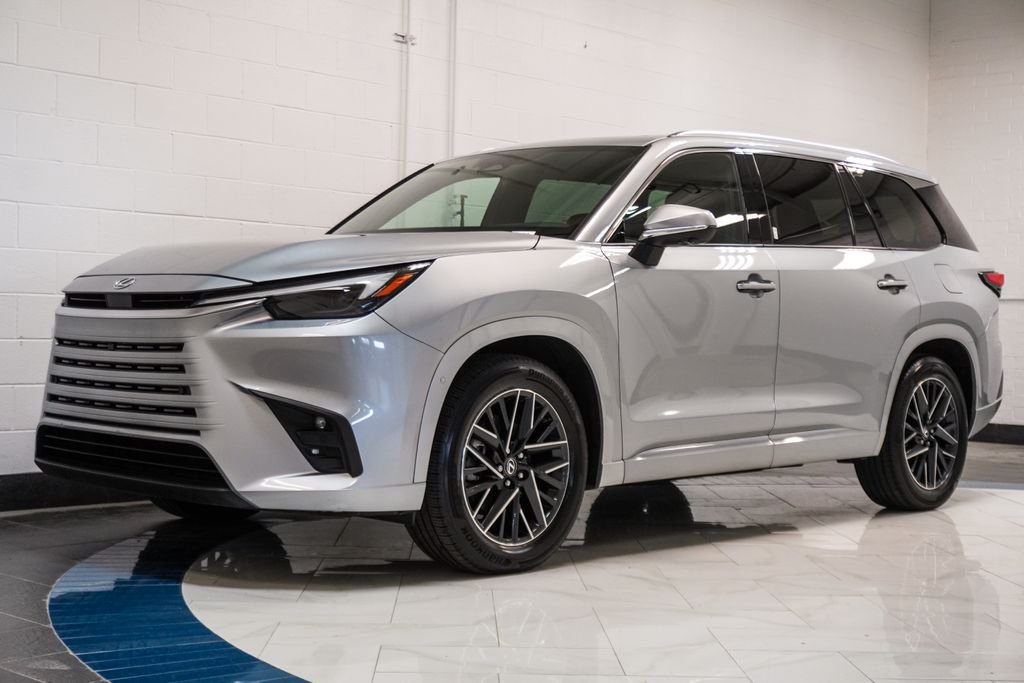 Used 2024 Silver Lexus 350 Luxury image 4