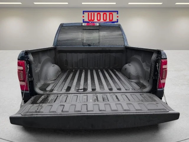 Used 2020 Patriot Blue Pearlcoat Ram Laramie image 9