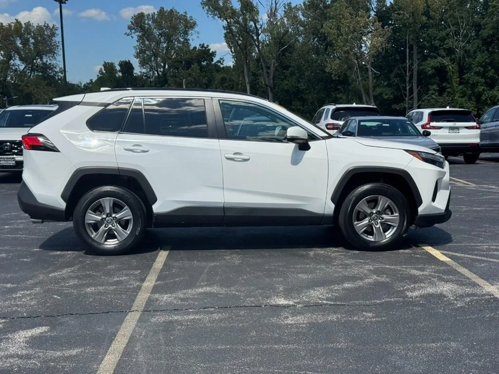 Used 2024 White Toyota XLE image 3