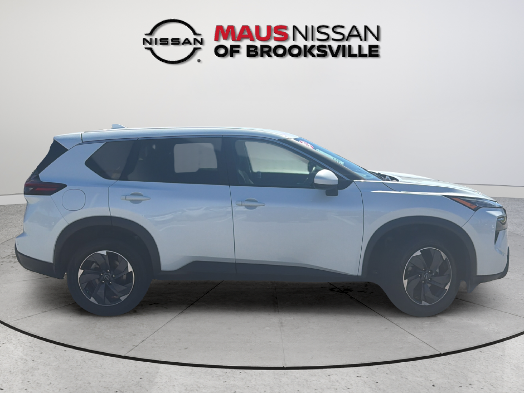 Certified Used 2024 White Nissan SV image 13
