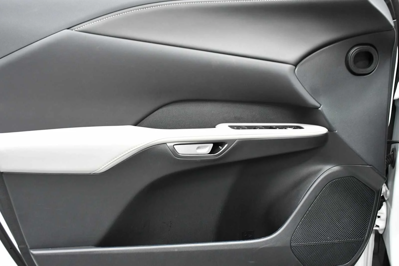 Certified Used 2025 EMINENT WHITE PEARL Lexus Premium image 14