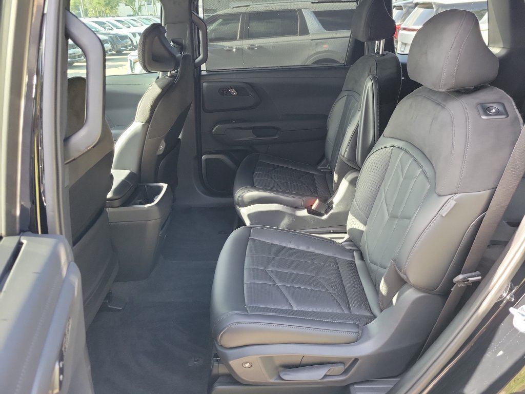 New 2027 Ebony Black Kia X-Pro SX Prestige image 17