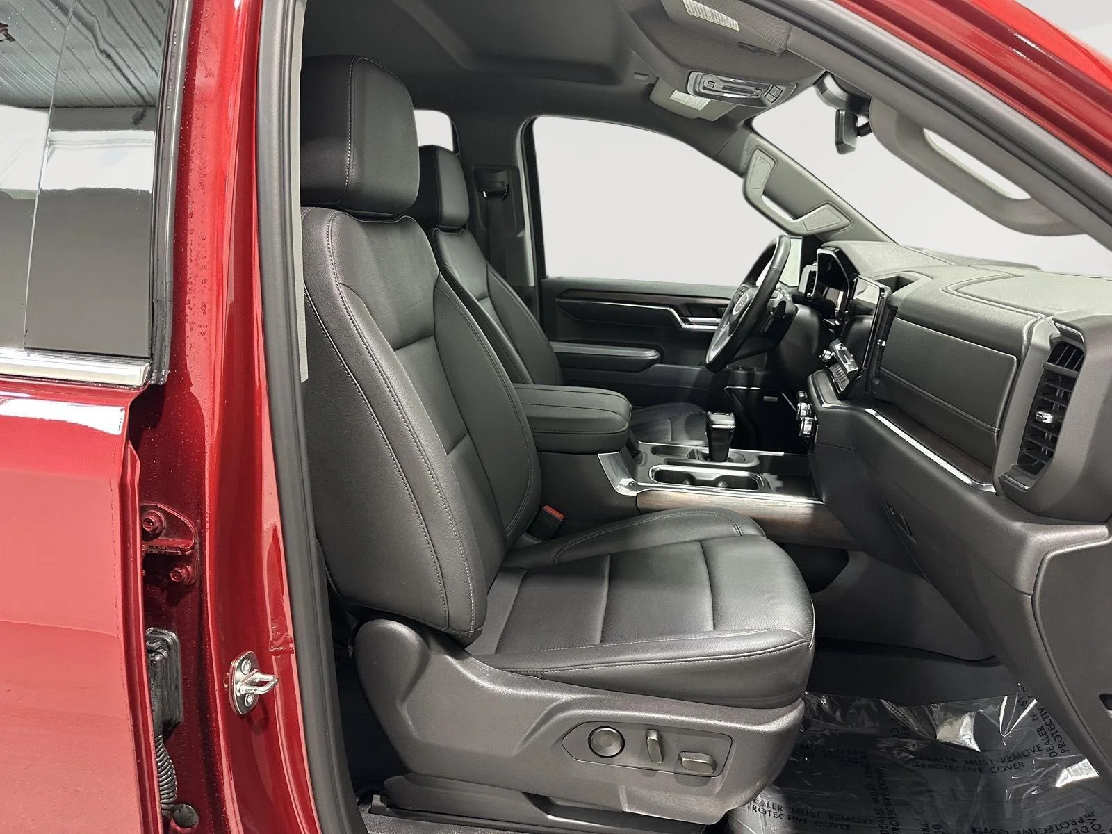 Used 2024 Volcanic Red Tintcoat GMC SLT image 25