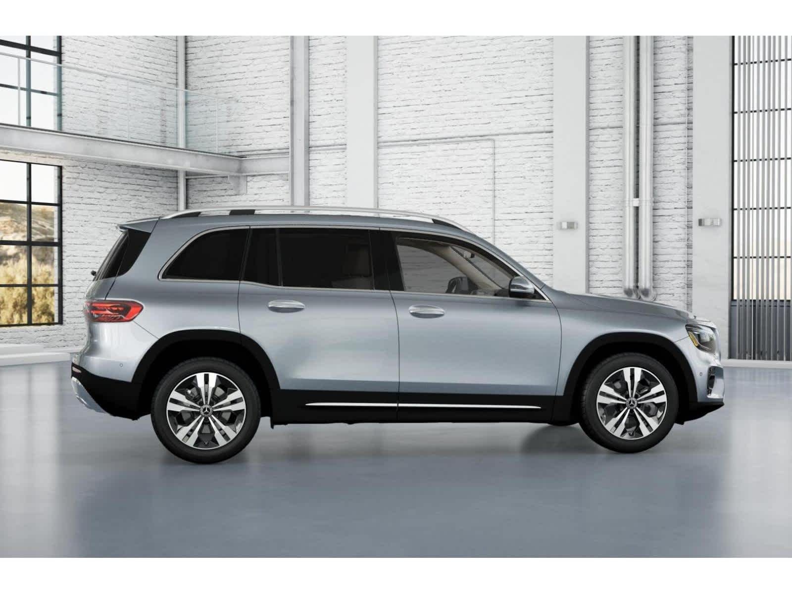 Used 2026 Cirrus Silver Metallic Mercedes-Benz GLB 250 image 16