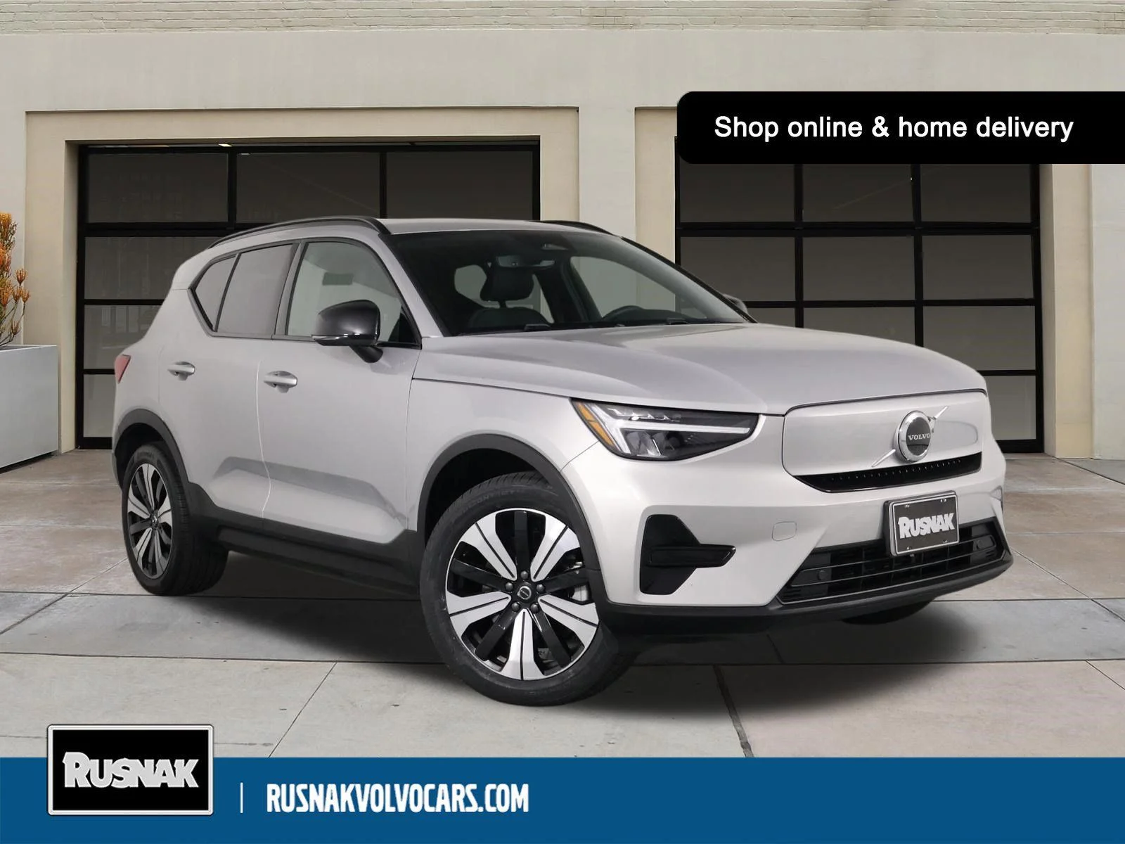 2023 Volvo XC40