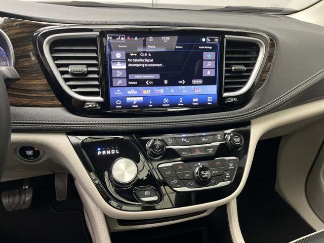 2024 Chrysler Pacifica Limited - Photo 19