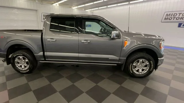 Used 2022 Carbonized Gray Metallic Ford Lariat Hybrid image 9