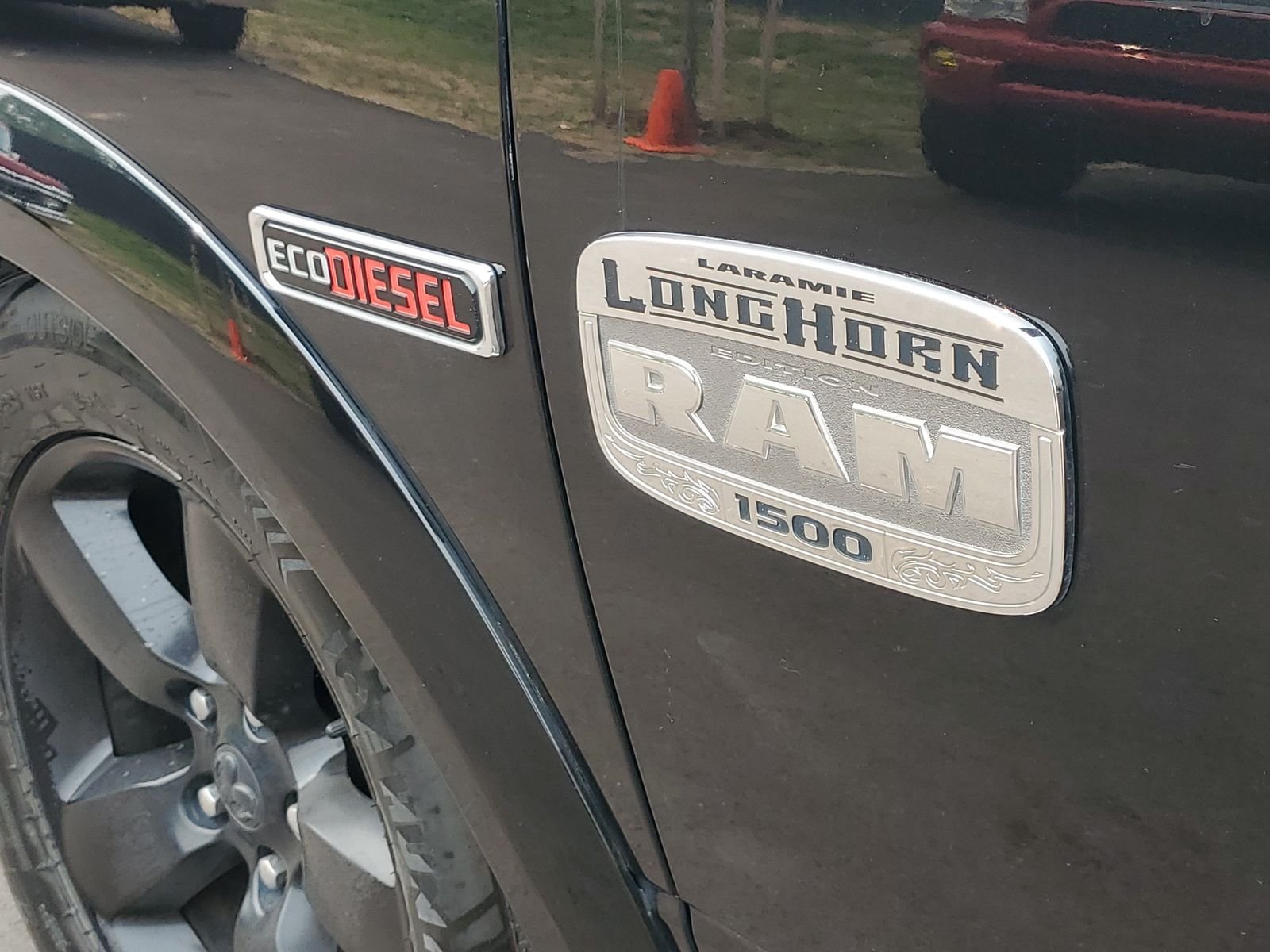 Used 2015 Black Ram Laramie Longhorn image 30
