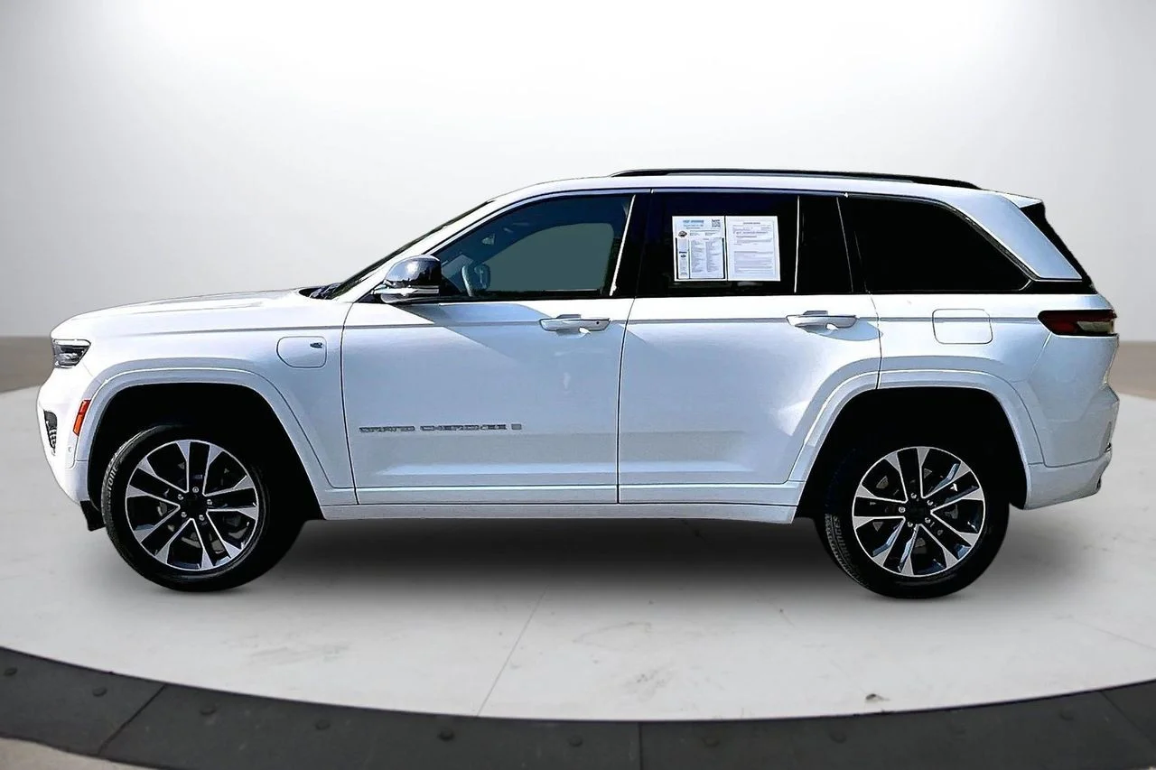 Used 2023 White Jeep Overland 4xe image 5