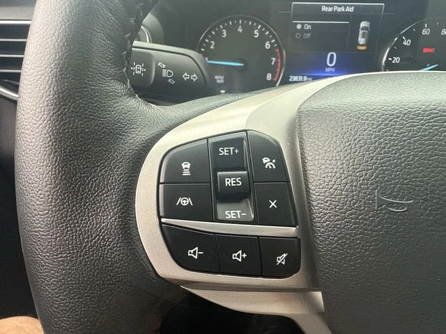 Used 2022 Gray Ford XLT image 37