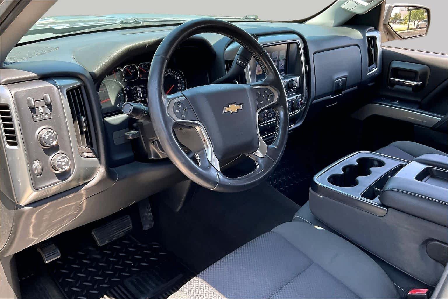Used 2017 Pepperdust Metallic Chevrolet LT image 17