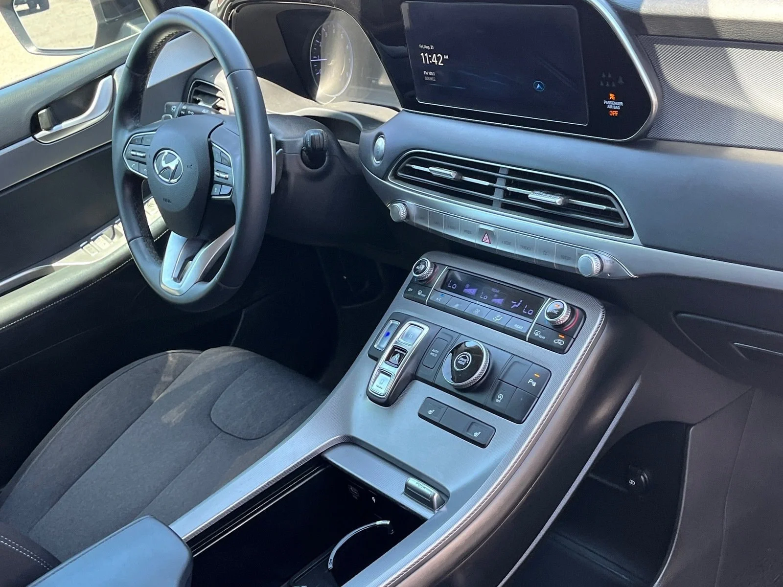 Used 2020 Moonlight Cloud Hyundai SEL image 8