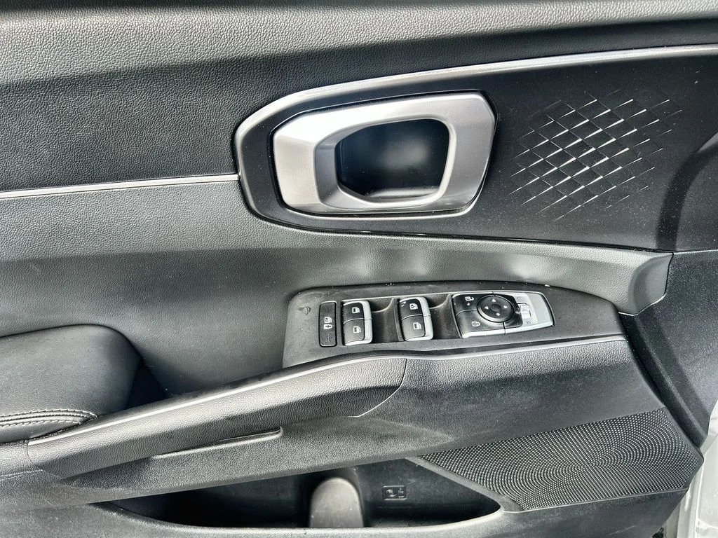 Used 2025 Gray Kia S image 21