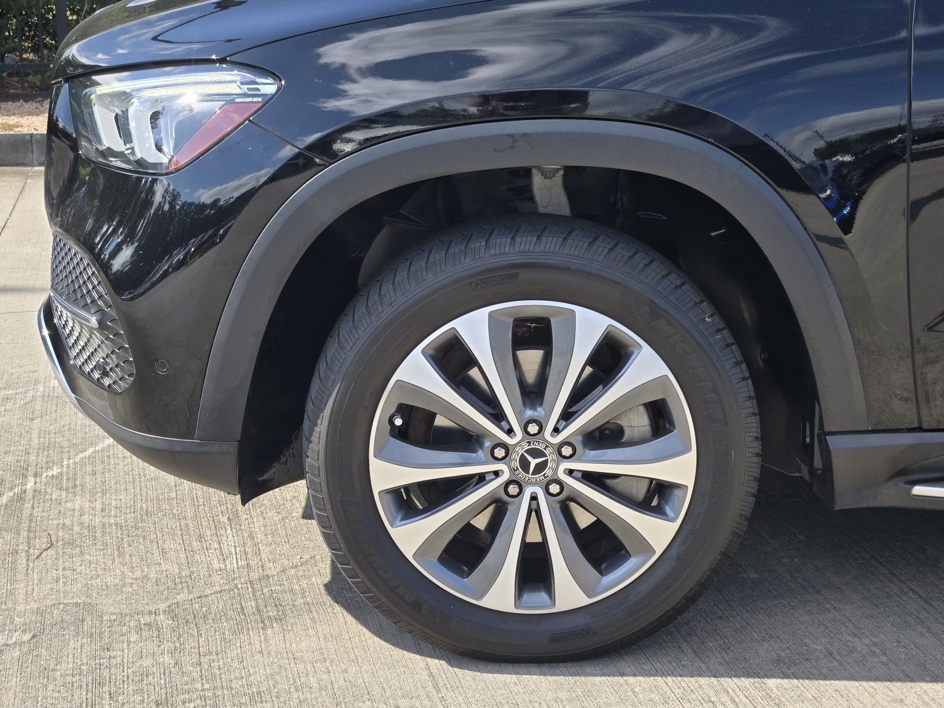 Used 2020 Black Mercedes-Benz GLE 350 image 10