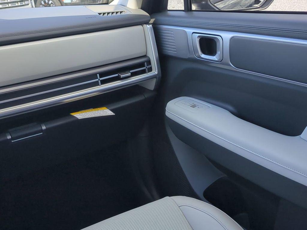 New 2026 Black Hyundai SEL image 20