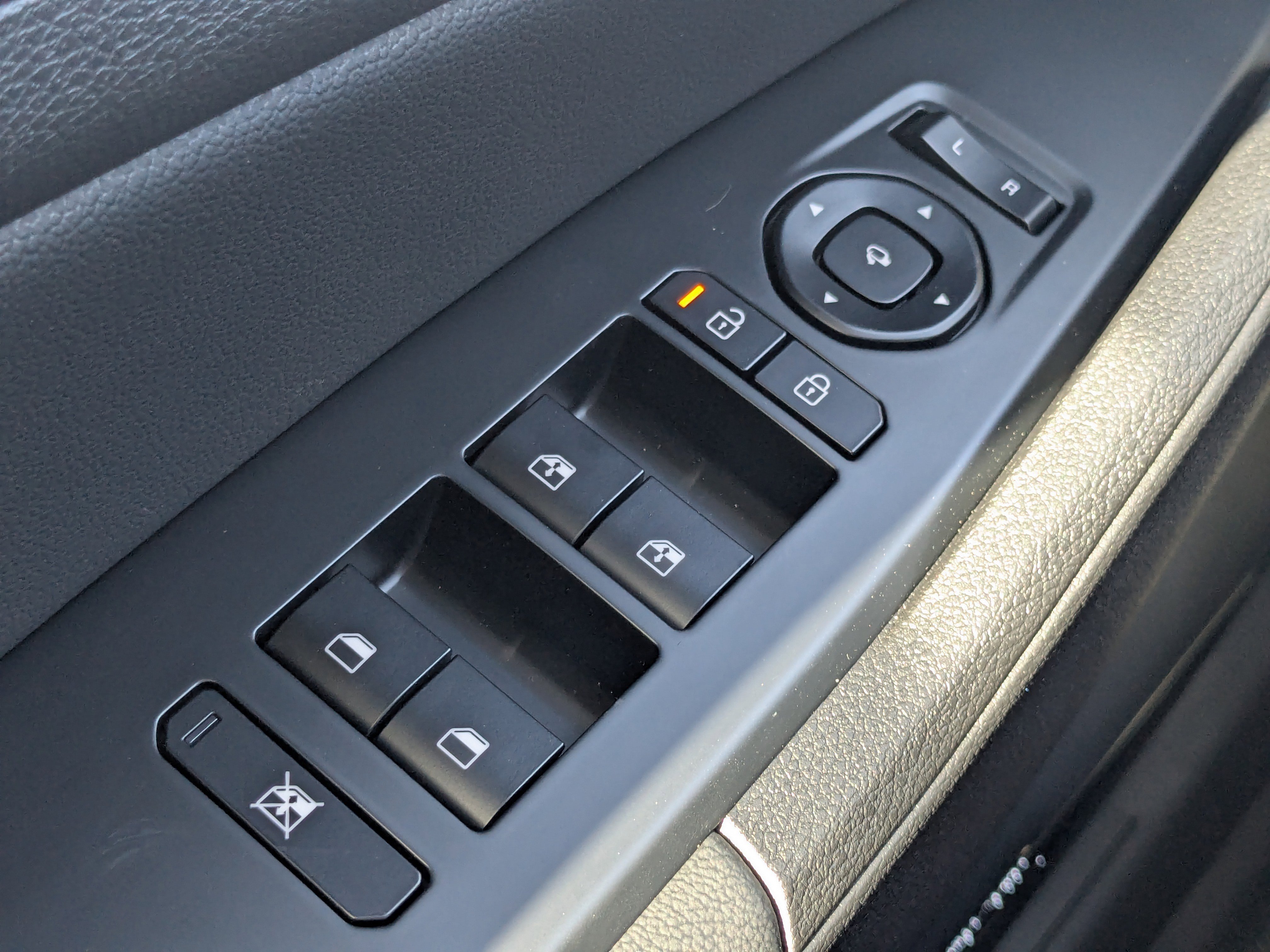 New 2026 Gravity Gray Kia SX Prestige image 33