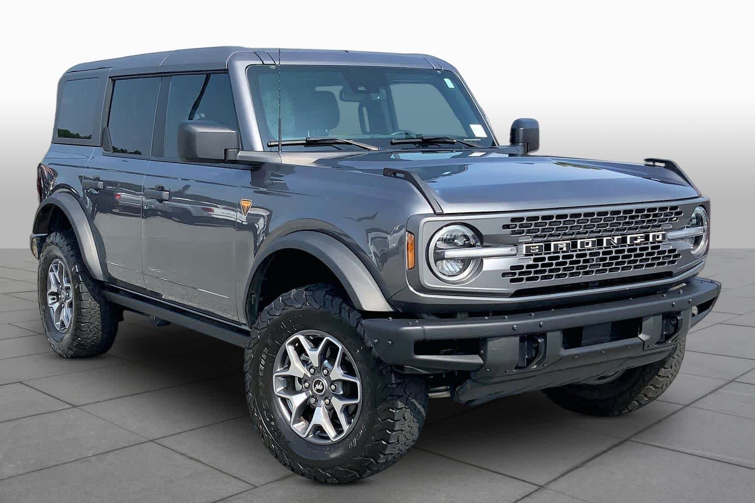 Used 2024 Carbonized Gray Metallic Ford Badlands image 3