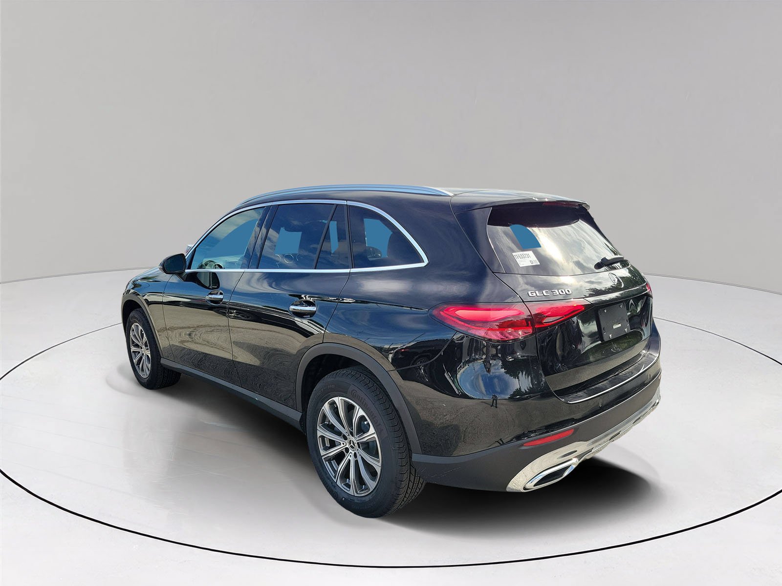 New 2026 Black Mercedes-Benz GLC 300 image 4