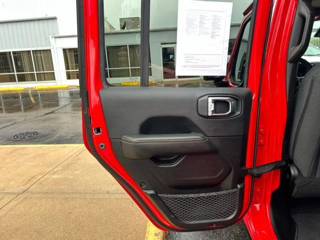 2025 Jeep Wrangler 4xe Sahara 4XE - Photo 20