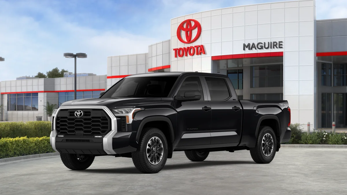 New 2026 Midnight Black Metallic Toyota SR5 image 13