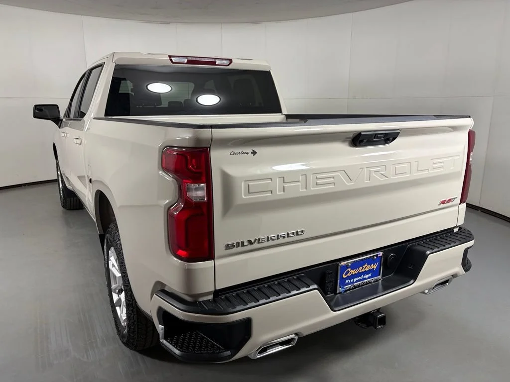 New 2026 White Sands Chevrolet RST image 7