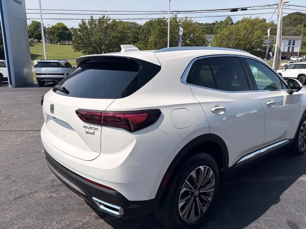 Used 2024 Summit White Buick Preferred image 6